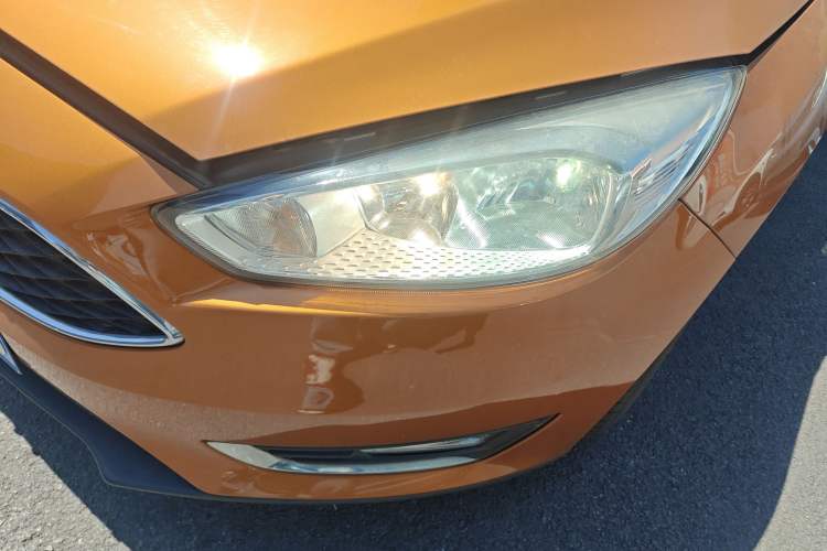 Used Ford Focus 2015 Hatchback EcoBoost 125 Automatic Supreme Style Edition
