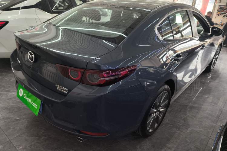 Used Mazda 3 Axela 2023 2.0L Automatic ZhiZhen Edition
