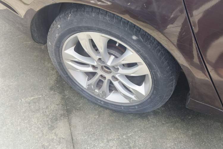 Used Geely Auto Emgrand 2016 Sedan 1.5L CVT Upward Version Exterior 5