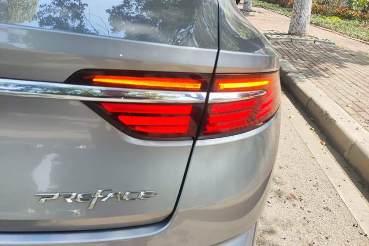 Used Geely Auto Preface 2021 2.0TD Luxury Version
