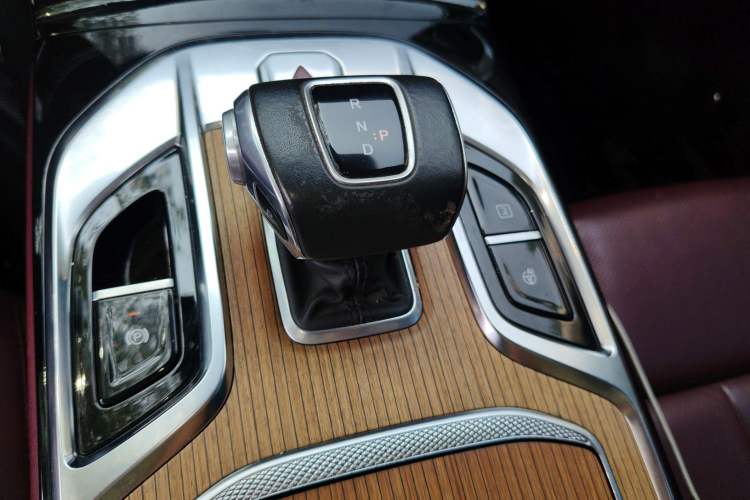 Used Hongqi E-HS9 2021 510 km Range Flagway Edition Six Seats