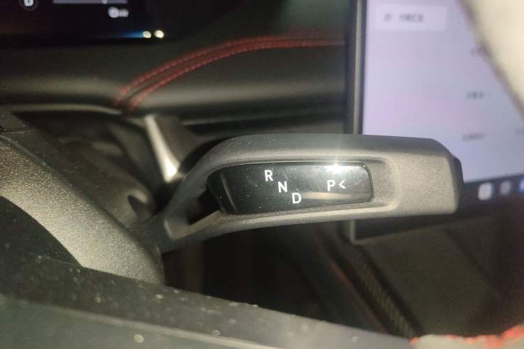 Used Xiaomi Auto SU7 Ultra 2025 Ultra Model Gear Lever