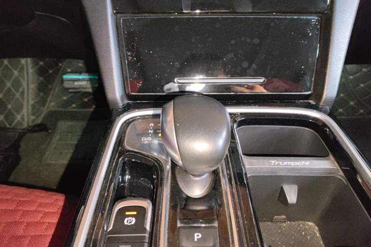 Used GAC Trumpchi GS8 2020 390T Two-Wheel Drive Luxury Smart Connectivity Commemorative Edition (7 Seats)