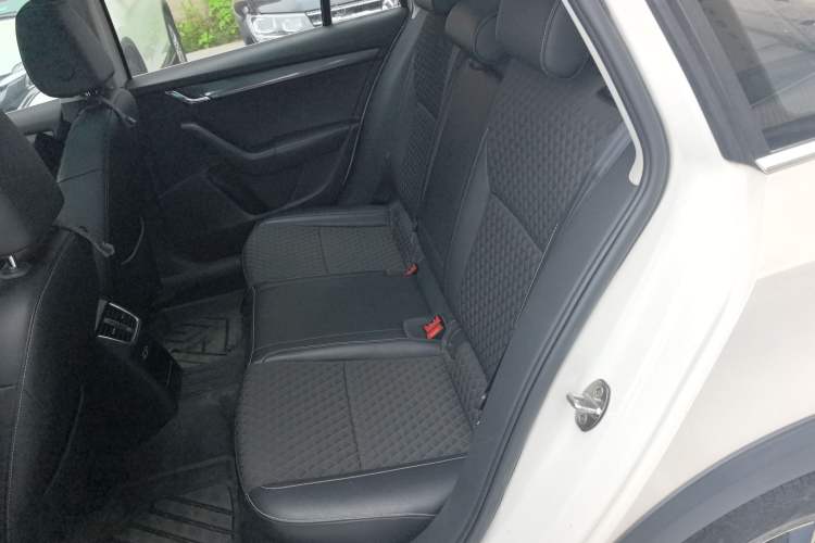 Used Skoda Octavia 2018 Station Wagon TSI230 DSG Luxury Edition