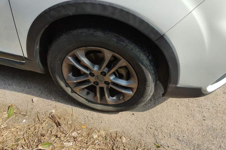 Used Geely Auto Vision X3 2020 1.5L CVT Luxury Model