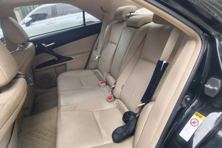 Used Toyota Reiz 2012 2.5V Fengdu Elite Stylish Edition Left Rear Seat