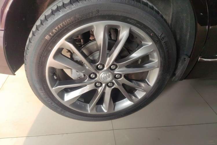 Used Buick Enclave 2022 652T 4x4 Avenir 6-Seater
