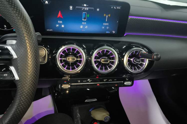 Used Mercedes-Benz A-Class 2023 A 200 L Fashion Model Audio And AC Panel