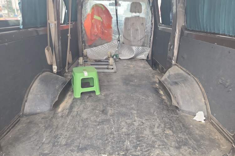 Used CHANGAN KAICHENG Ruixing M90 2021 2.0L Standard Version Flat-Top Liftgate 6-Seater LJ481Q6