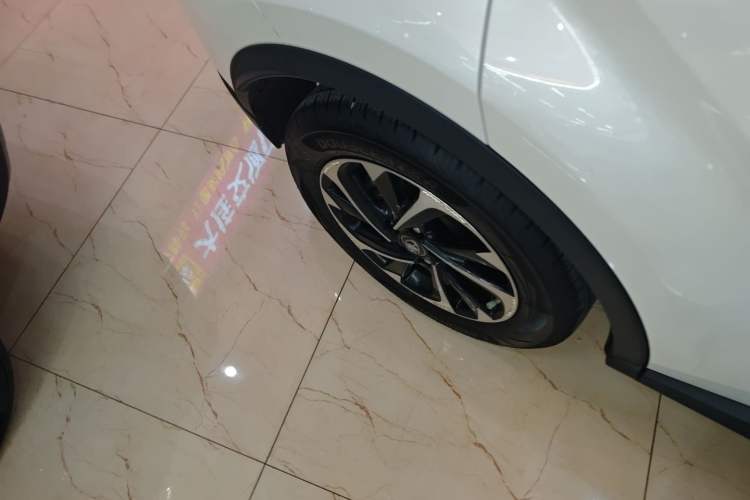 Used Toyota IZOA 2020 2.0L Enjoy Edition