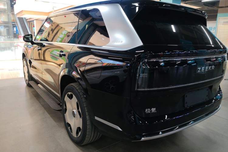 Used Zeekr 9X 2025 Hyper Edition
