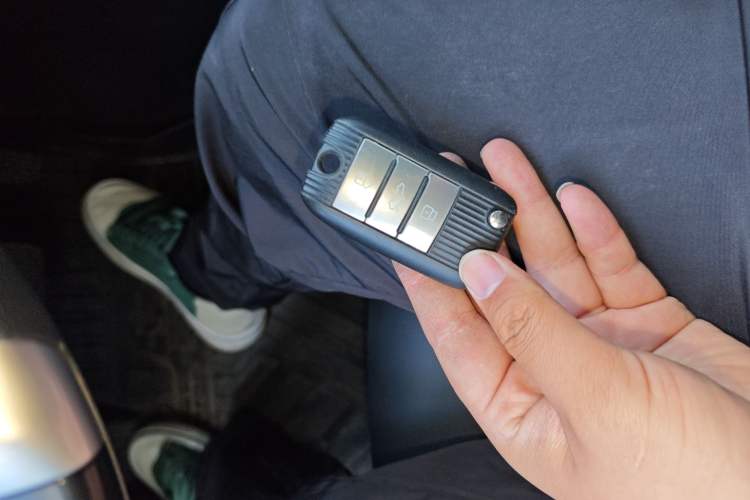 Used Roewe i6 2019 PLUS 20T TST 4G Connected Flagship Superb Edition Vehicle Key