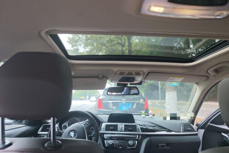 Used BMW 3 Series 2017 318i Fashion Model