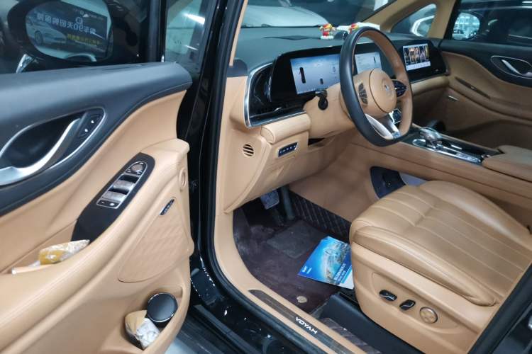 Used VOYAH Dream 2022 Low-Carbon Edition Home Driver Seat