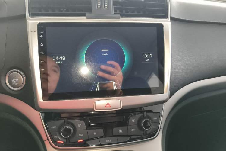 Used Haval M6 2019 1.5T Manual Two-Wheel Drive Urban Version China VI Standard
