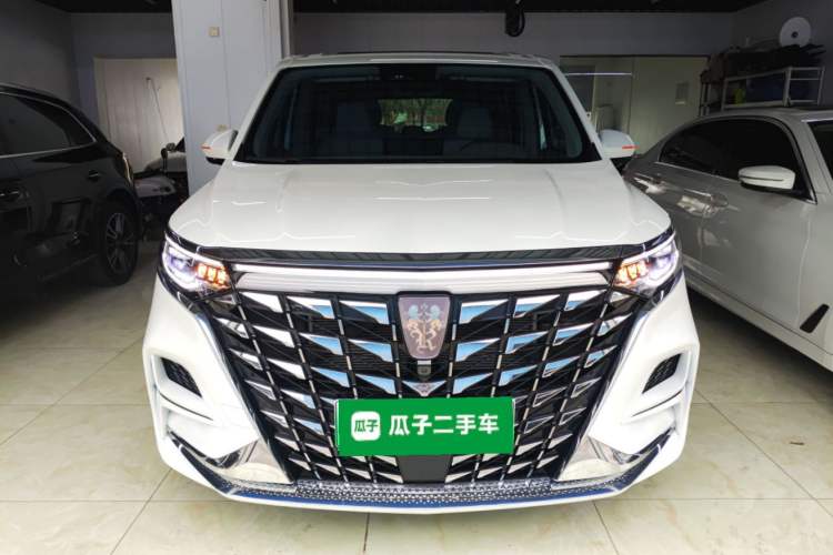 Used Roewe iMAX8 New Energy 2025 1.5T DMH Lu Zun Deluxe Edition Front