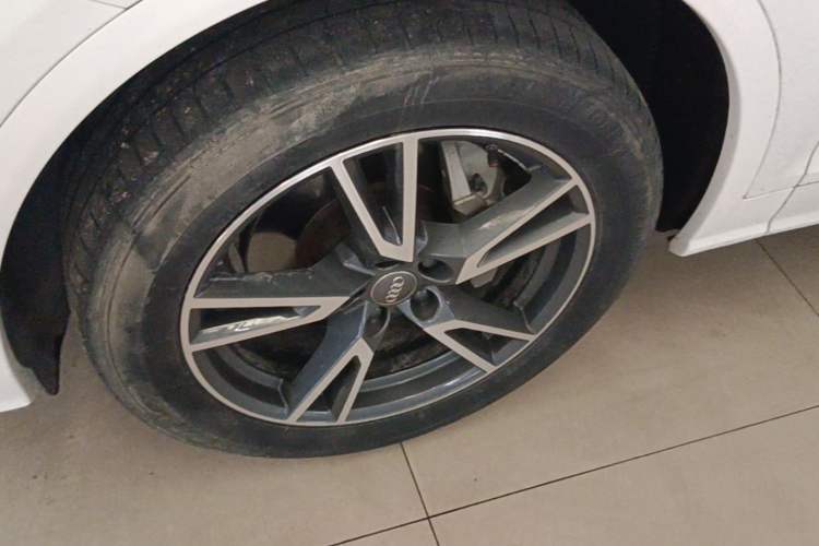 Used Audi Q5L 2018 45 TFSI Prestige Fashion Edition China V Emission Standard
