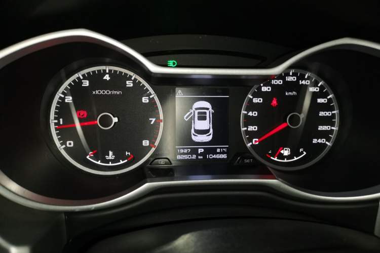 Used Geely Auto Emgrand X7 Sport 2016 1.8TD Automatic ZhiShang Model Instrument Cluster