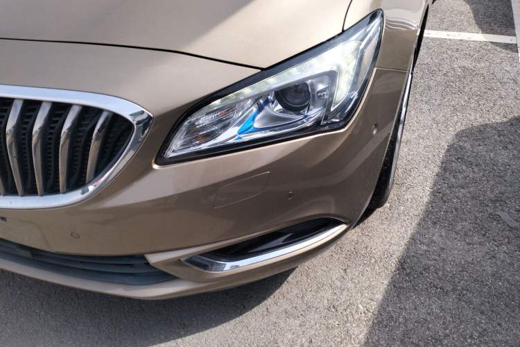 Used Buick Verano 2015 Sedan 20T Dual-Clutch Flagship Model
