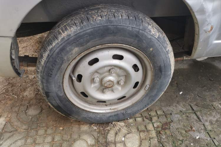 Used BAIC Weiwang 306 2011 1.3L base model 7 seats