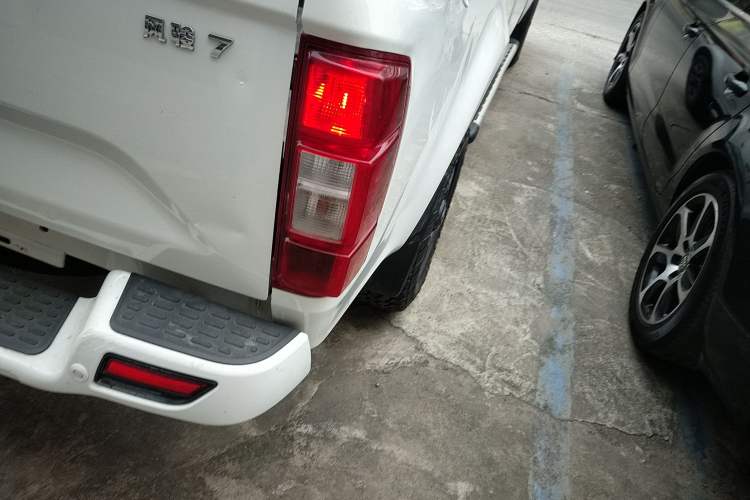 Used Great Wall Wingle 7 2022 2.0T Diesel Two-Wheel Drive Practical Version Big Double Cab GW4D20M
