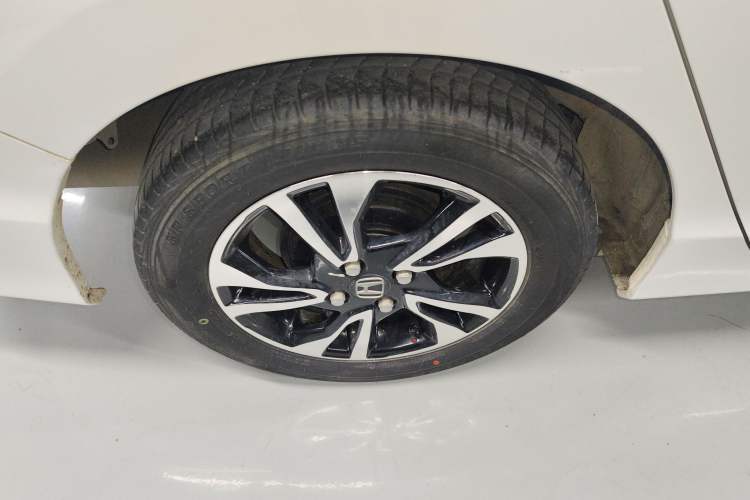 Used Honda Greiz 2016 1.5L Manual Classic Edition