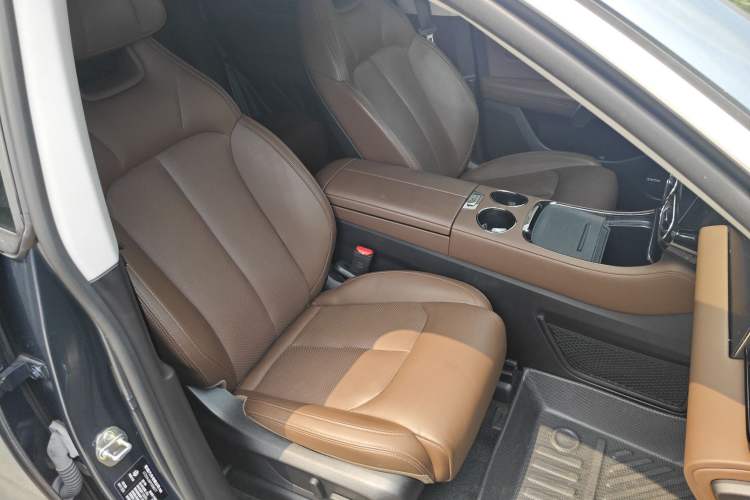 Used Leapmotor C11 2023 Range-Extended 285 Smart Enjoyment Edition Right Front Seat