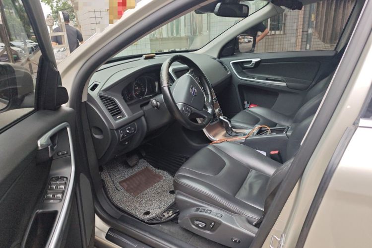 Used Volvo XC60 2017 T5 Smart Upgrade Edition