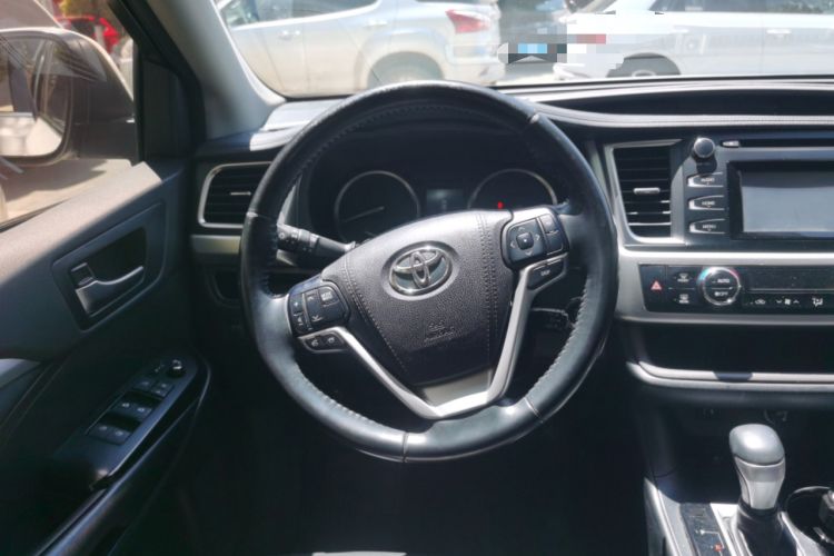 Used Toyota Highlander 2017 2.0T Four-Wheel Drive Luxury Edition 7 Seats
