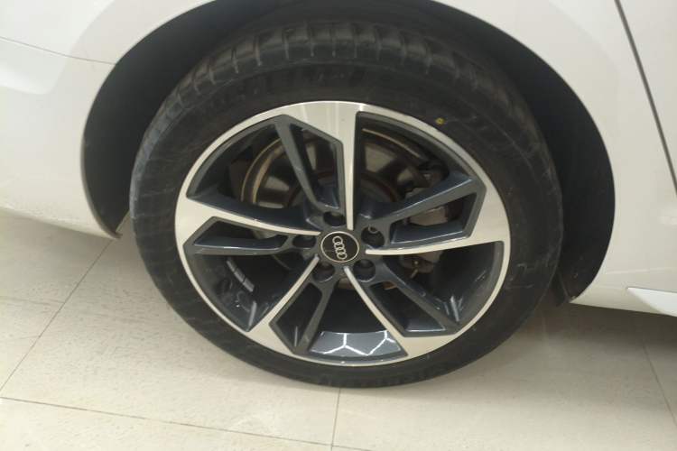 Used Audi A4L 2023 40 TFSI Fashion Dynamic Model