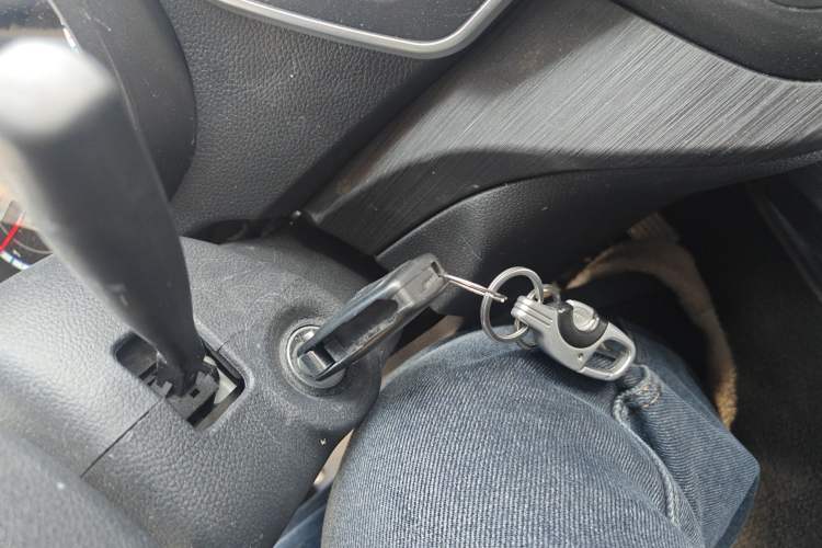 Used CHANGAN KAICHENG Ruixing M60 2023 1.5L GDI Basic Model Passenger Vehicle 6/7 Seats Vehicle Key