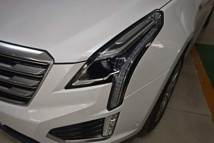 Used Cadillac XT5 2018 28E Four-Wheel Drive Leading Version
