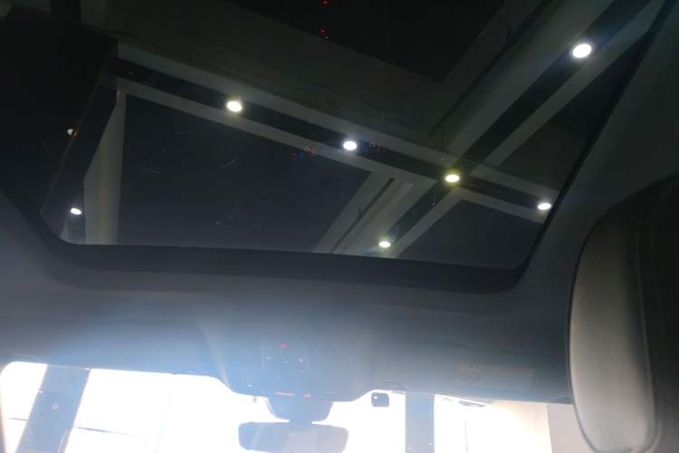 Used Audi Q5L 2021 40 TFSI Luxury Dynamic Edition Headliner