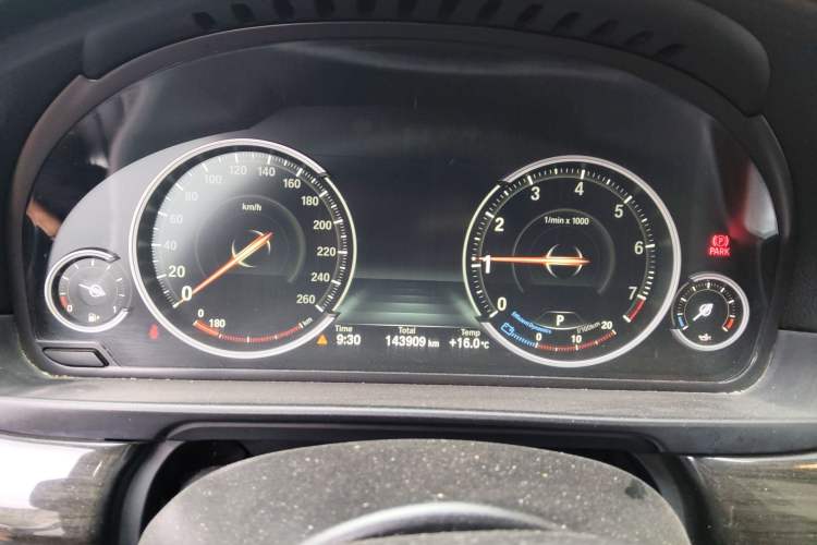 Used BMW 5 Series 2014 525Li Luxury Design Package