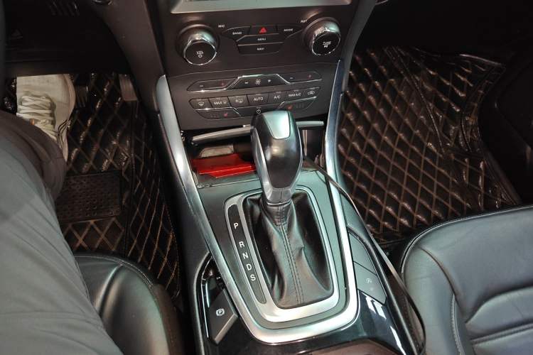 Used Ford Edge 2018 EcoBoost 245 Two-Wheel-Drive Titanium 7-Seater China V Standard