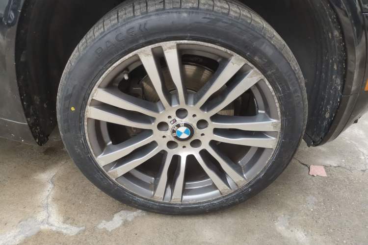 Used BMW X5 2011 xDrive35i Leading Model
