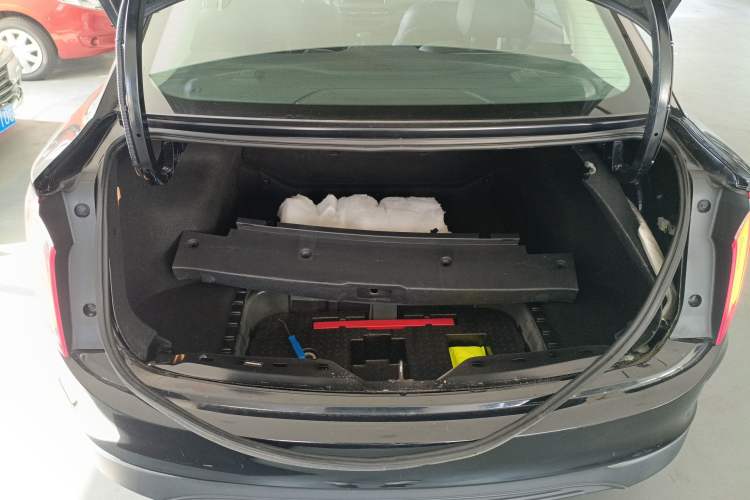 Used Hongqi E-QM5 2021 Charging Didi Edition