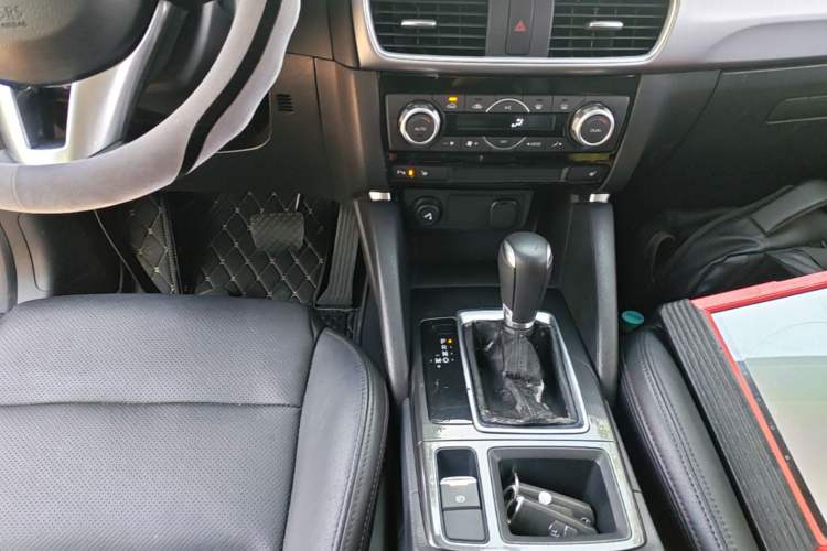 Used Mazda CX-5 2015 2.0L Automatic 4x4 Luxury Edition
