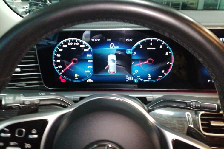 Used Mercedes-Benz GLE 2022 GLE 350 4MATIC Stylish Model Instrument Cluster