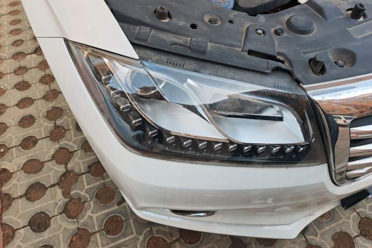 Used Haval H2 2017 Red-Label 1.5T Manual Two-Wheel Drive Luxury Model