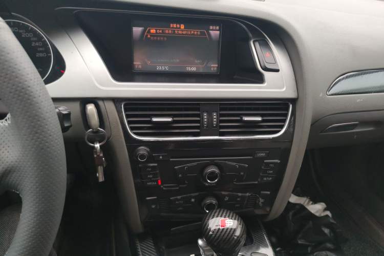 Used Audi A4L 2010 2.0 TFSI Standard Edition