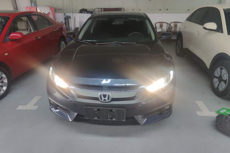 Used Honda Civic 2016 220TURBO CVT Luxury Edition