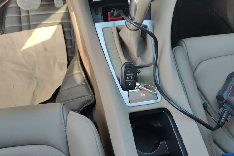 Used DS 5LS 2014 1.6T Luxury Edition THP160
