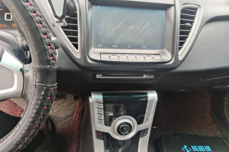 Used Luxgen 5 2014 Honor Navigation Edition 1.8T Automatic Luxury Model