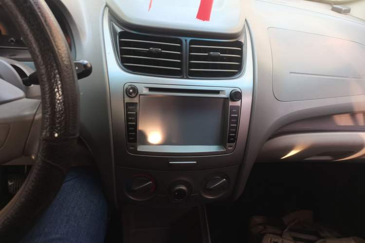 Used Chevrolet Sail 2013 Hatchback 1.2L Manual Warm Edition