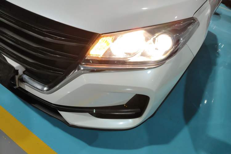 Used Dongfeng Fengon 500 2021 1.5L Manual Enjoyment Model