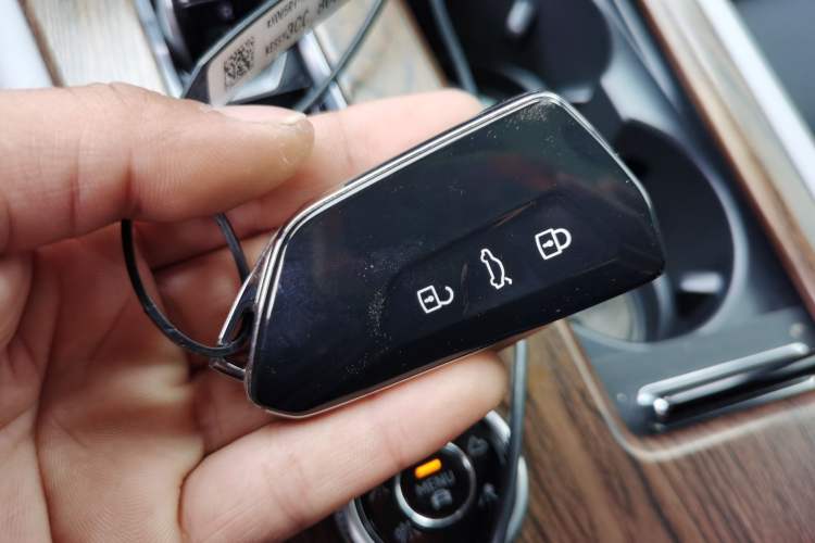 Used Volkswagen Teramont 2023 380TSI Four-Wheel Drive Prestige Luxury Edition Vehicle Key