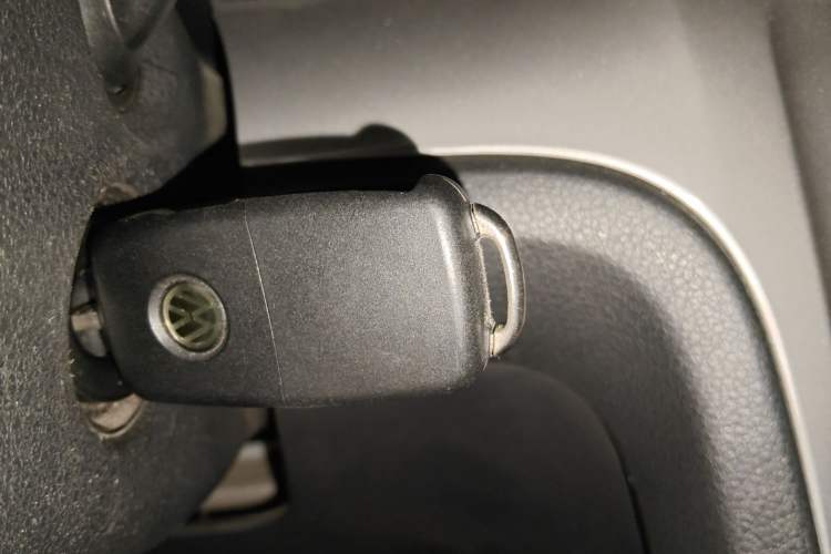 Used Volkswagen Lavida 2013 Revised Classic 1.6L Manual Fashion Edition Vehicle Key