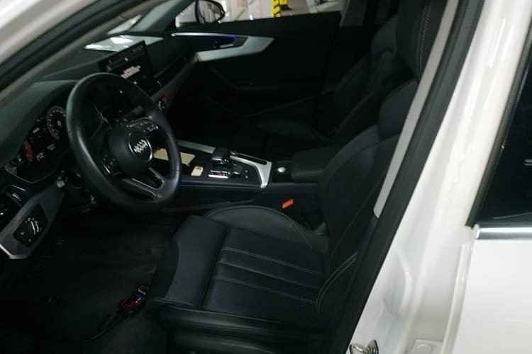 Used Audi A4L 2020 40 TFSI quattro Luxury Dynamic Model