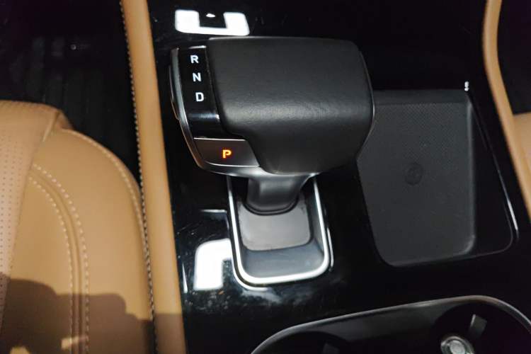 Used Li Auto ONE 2021 Extended-Range 6-Seater Version Gear Lever